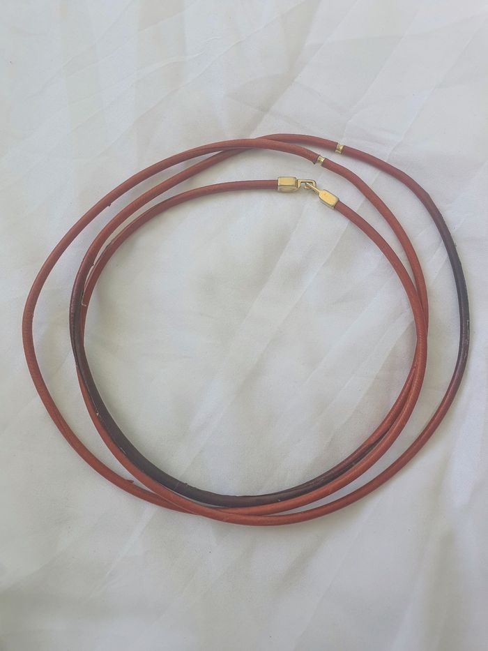 Collier triple en cuir - photo numéro 2