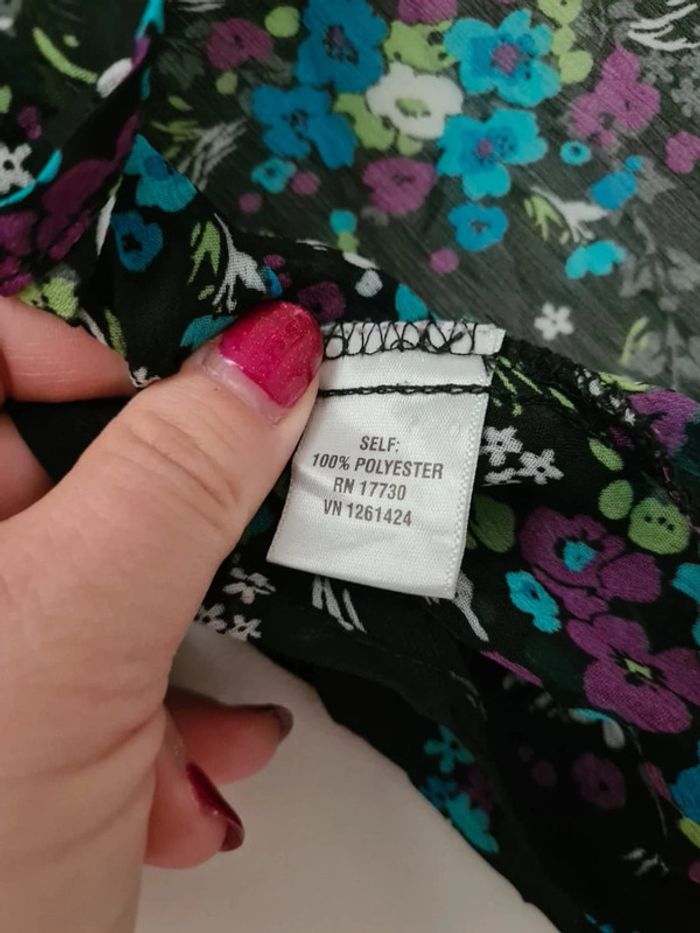 Haut fluide fleuri dos échancré - taille S - photo numéro 5