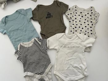 Lot 5 bodies manche courte