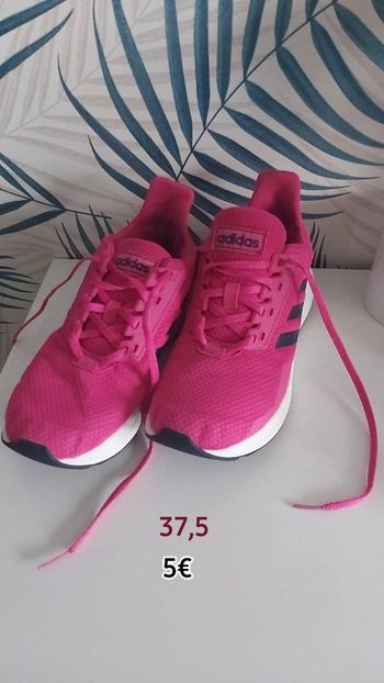 Basket rose  adidas 37,5  