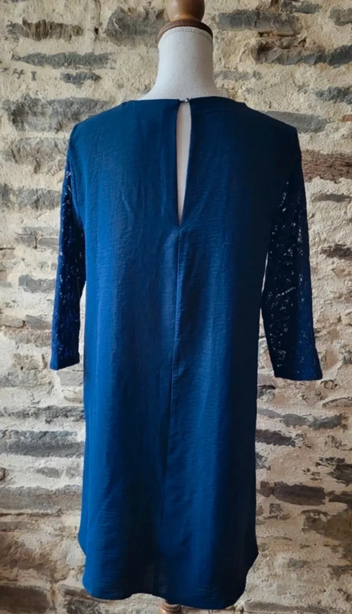 Robe bleue marine avec manches en crochet Grace & Mila Taille M ou 38 - photo numéro 7