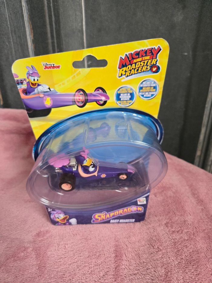 Lot de voitures roadster racer disney neuve - photo numéro 3