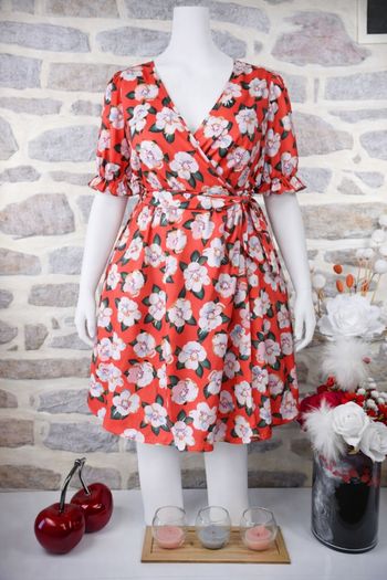 Robe cache-cœur corail rouge orangé et multicolore fleurie femme taille 50 marque Asos 🌻