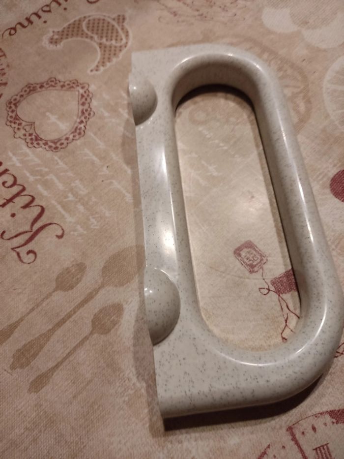 porte serviette gris