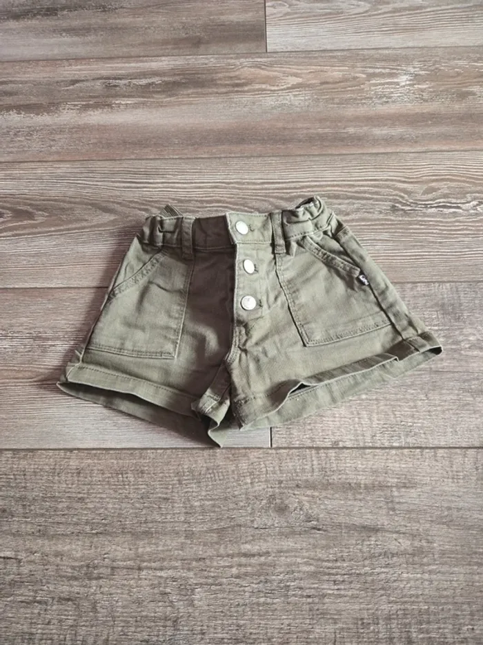Short jean
