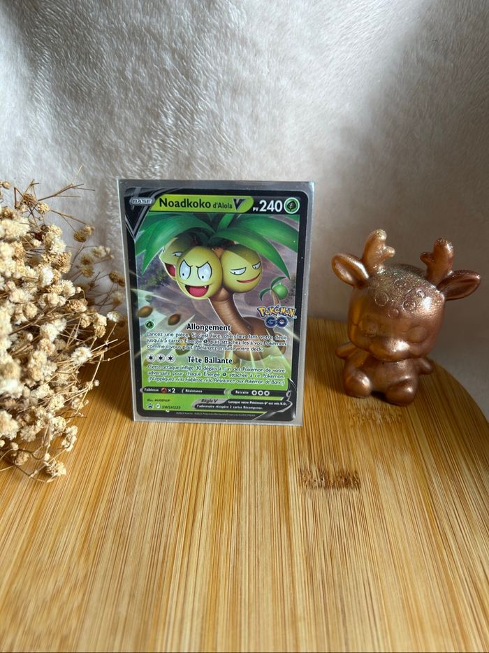 🌴 Carte Pokémon Noadkoko d’Alola V SWSH225 – Promo Épée & Bouclier (2022) ✨ Carte Holographique – Série Black Star Promos