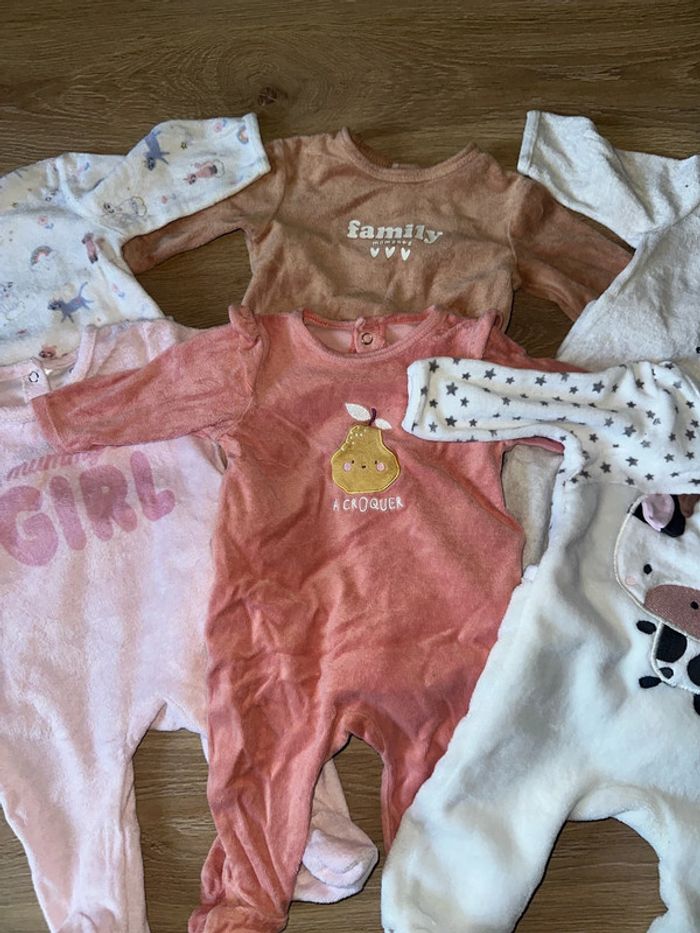 Lot 6 pyjamas 3 mois - photo numéro 3
