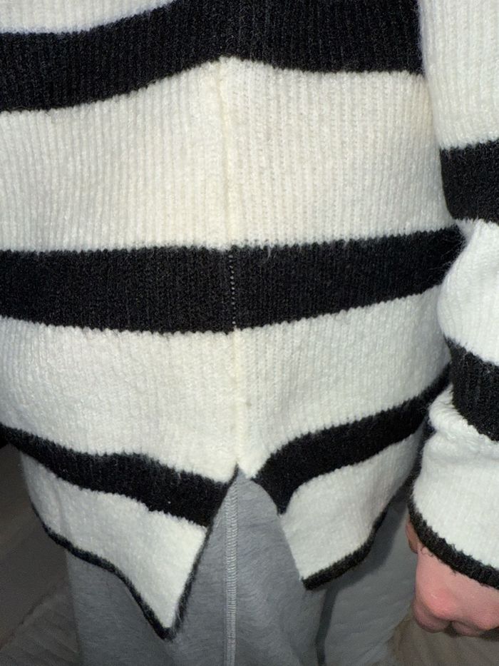 Pull col montant à rayures - photo numéro 4