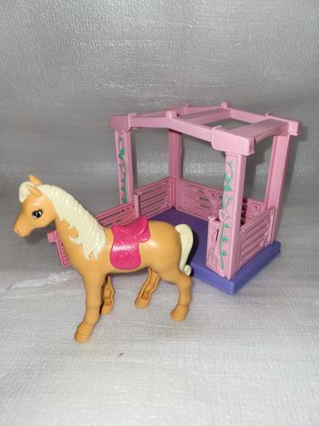 Cheval barbie