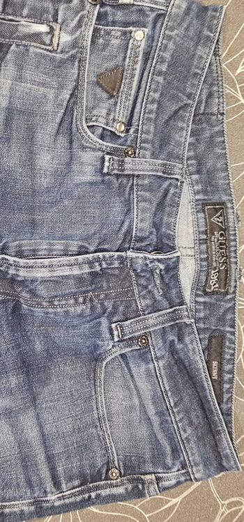 Jean guess taille 31