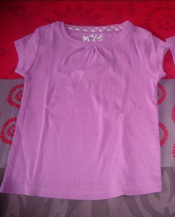 Tee shirt NKY taille 4 ans
