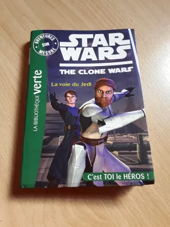 Livre bibliothèque verte Star Wars