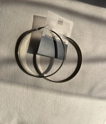 Petites boucles d’oreilles créoles