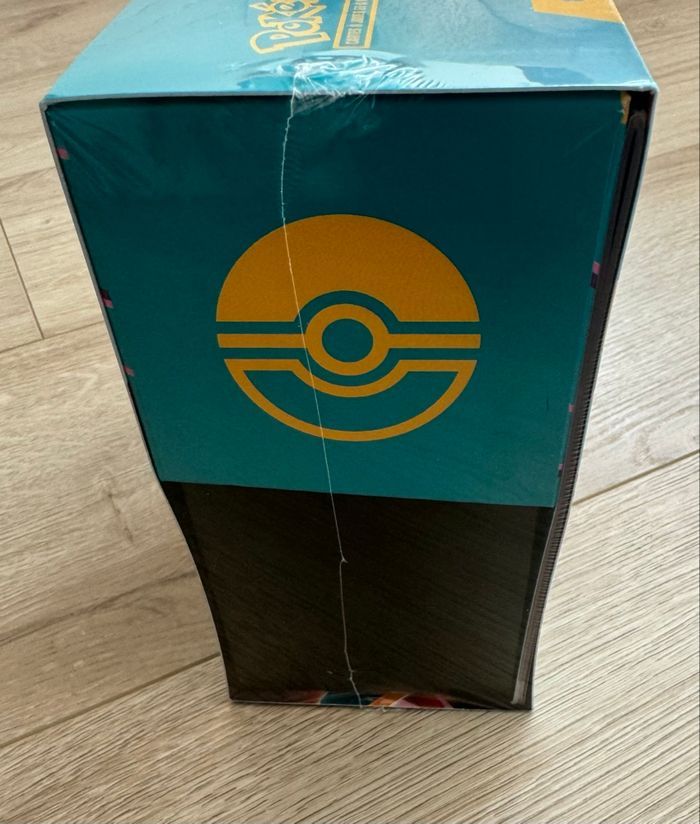 ETB Pokémon Héros Transcendants - photo numéro 3