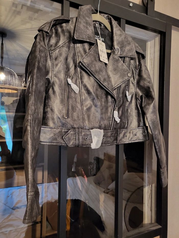 Veste M