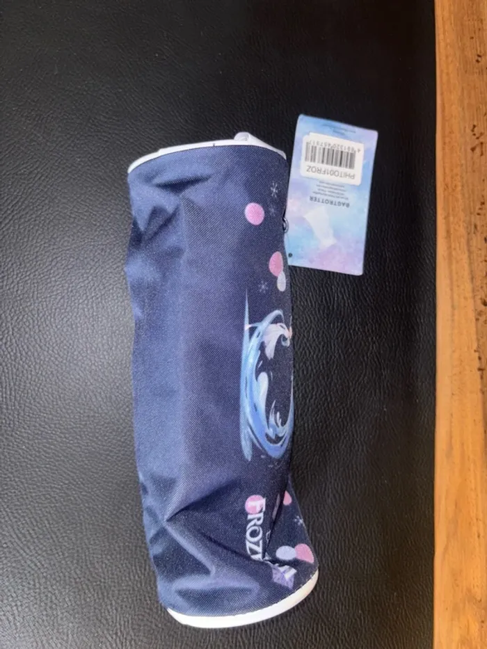 Sac école et trousse pour les petits neuf - photo numéro 2