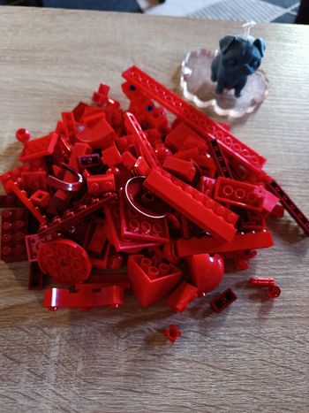 Diverses pièces lego rouge