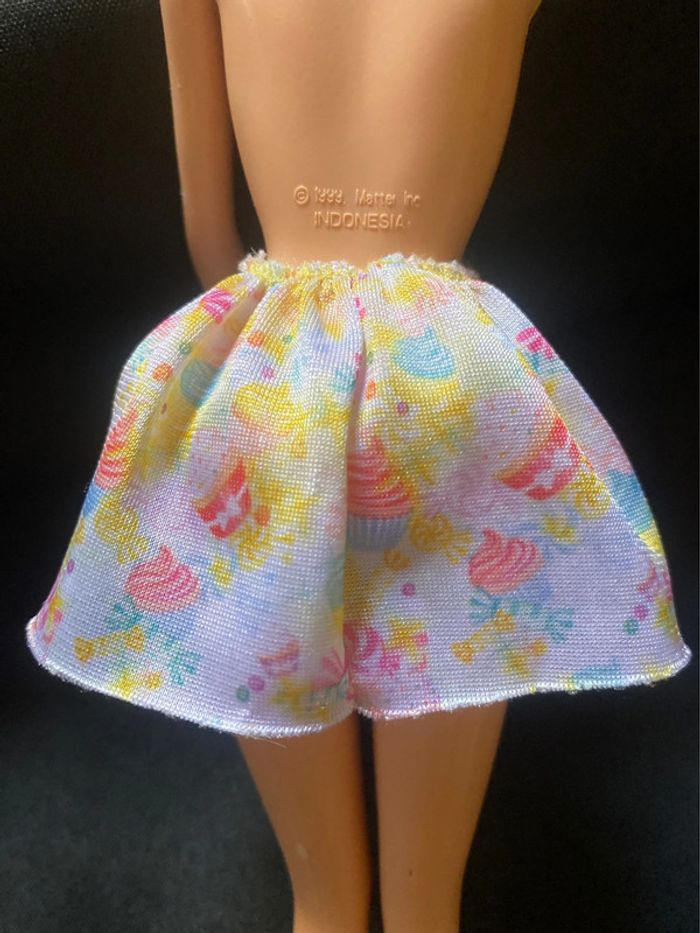 Jupe à motifs pour poupée Barbie - photo numéro 7
