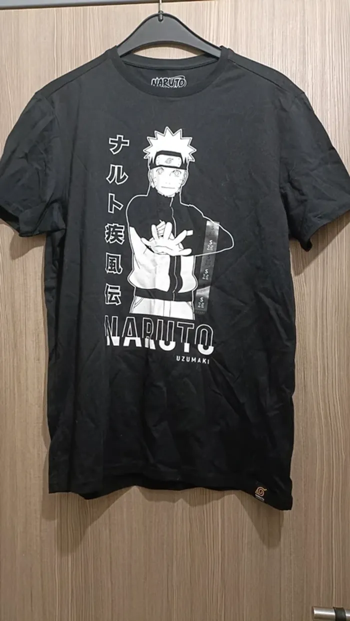 Tee-shirt Naruto Shippuden taille s - photo numéro 2