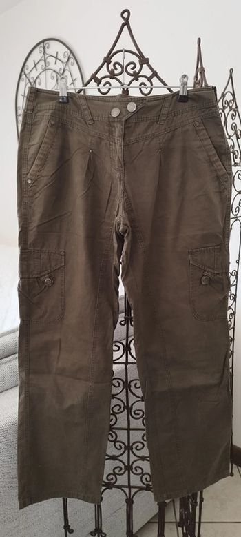 Pantalon Nothing Else. Très bon état. Taille 42