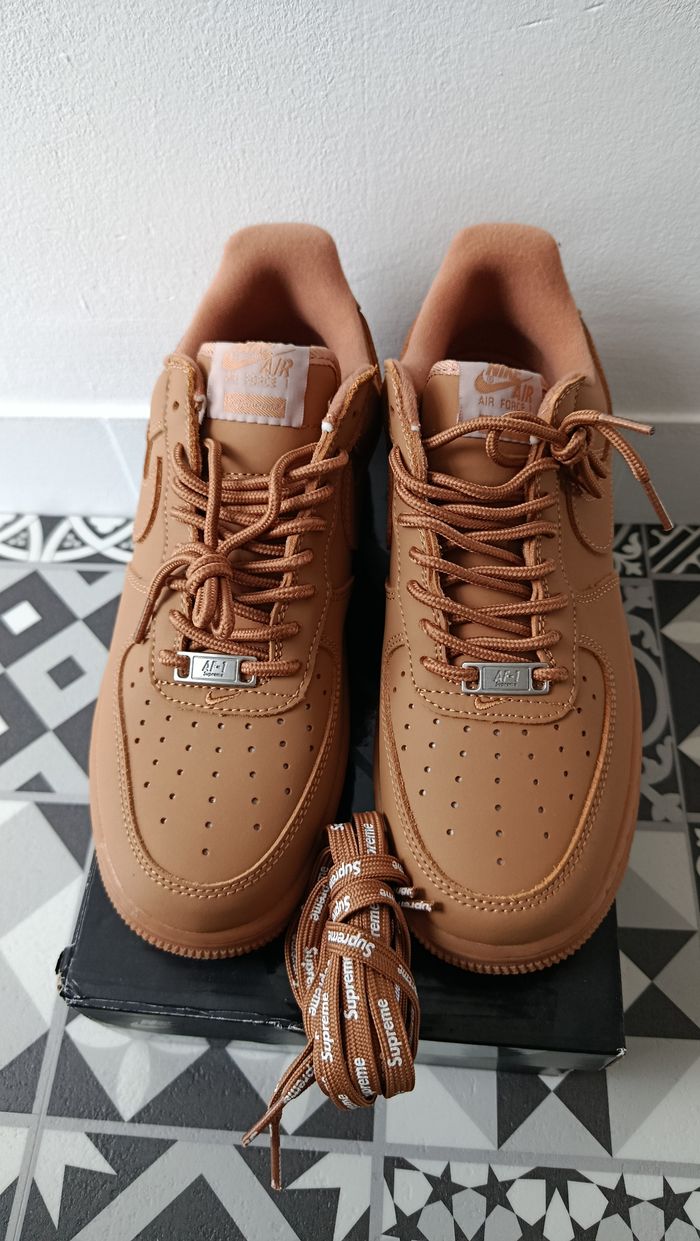 Nike Air Force One Supreme - photo numéro 2