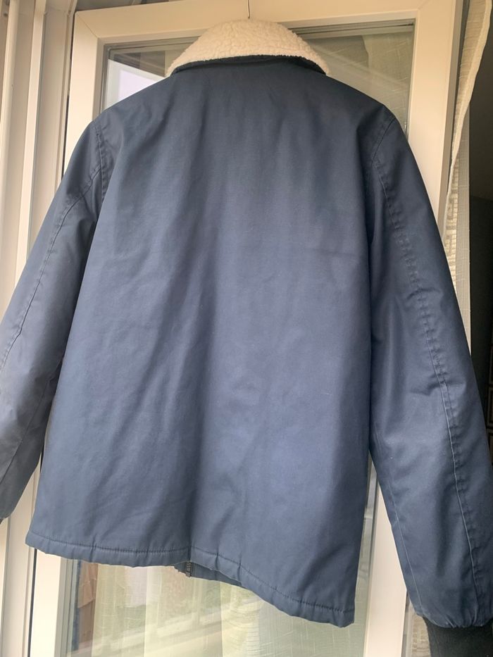 Manteau veste kiabi bleu col à fourrure blanche intérieur matelassé - photo numéro 2