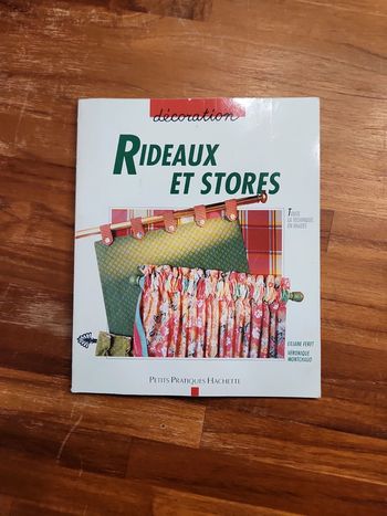 Livre : Rideaux et stores
