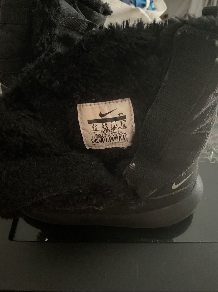 Botte Nike - photo numéro 2