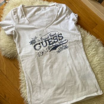 T-shirt Guess