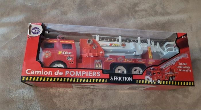Camion de Pompier à Friction 36cm Turbo
Challenge