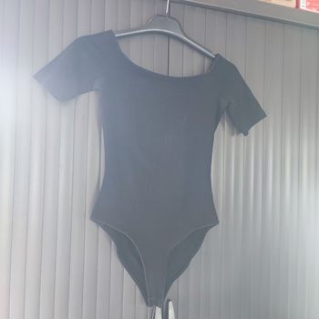 Body Bershka noir taille XS 34