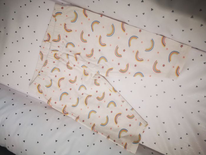 Lot pantalon 1 mois - photo numéro 5