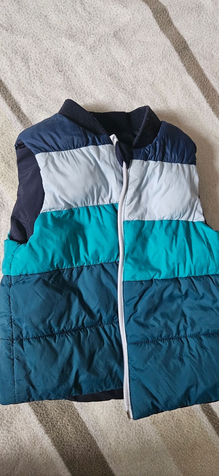 Doudoune sans manche 24 mois - photo numéro 5