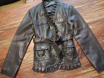 Veste simili taille 10 ans