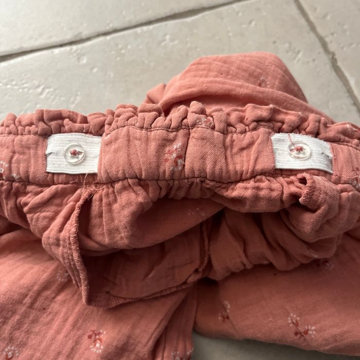 Pantalon fluide rose à fleurs blanches - photo numéro 6