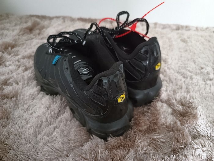 Tn full black pour enfant - Pointure 38 - photo numéro 3