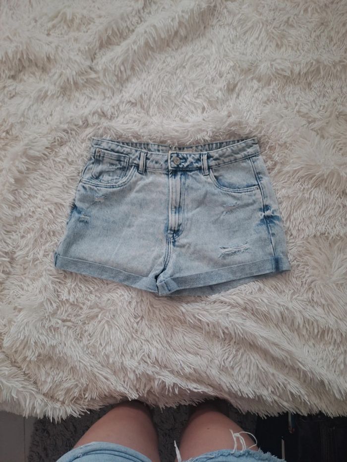 Short en jean Pimkie S - Look d'été + top dispo dans le dressing - photo numéro 2