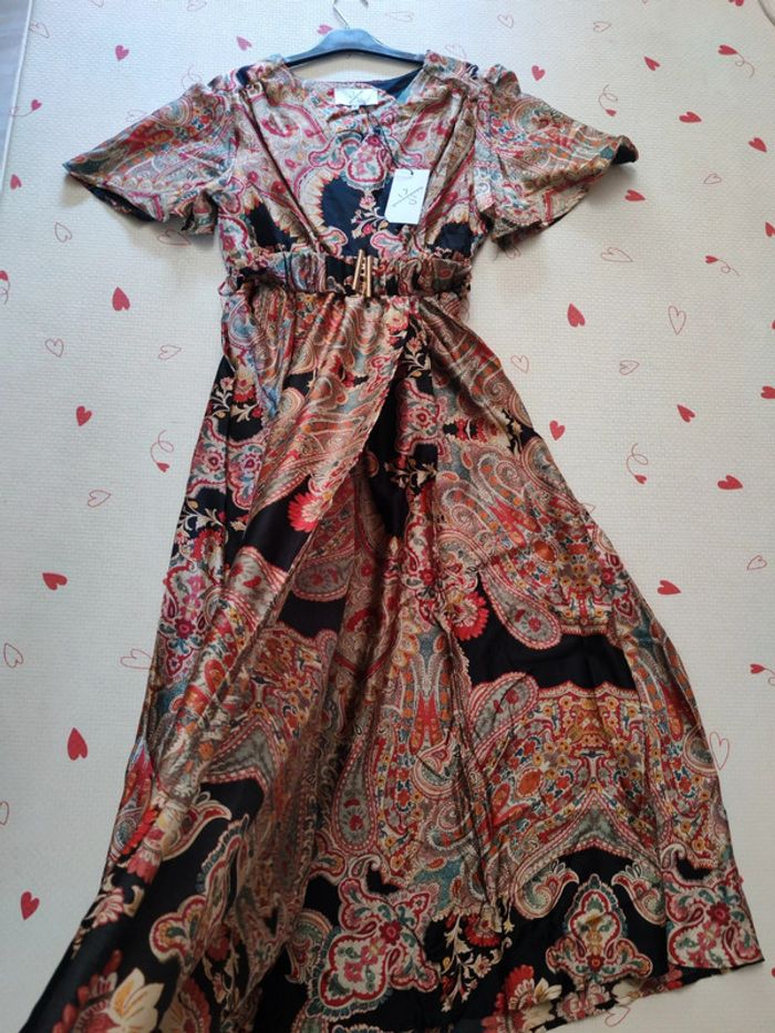 Robe longue neuve taille M - photo numéro 7