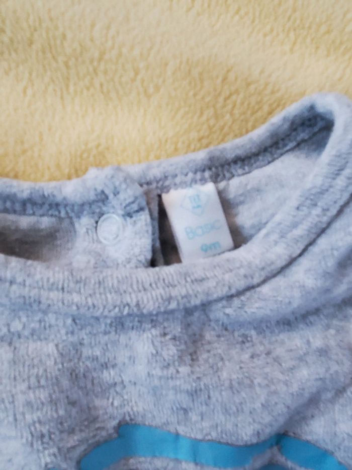 Lot 2 pyjamas mixtes 9 mois - photo numéro 3