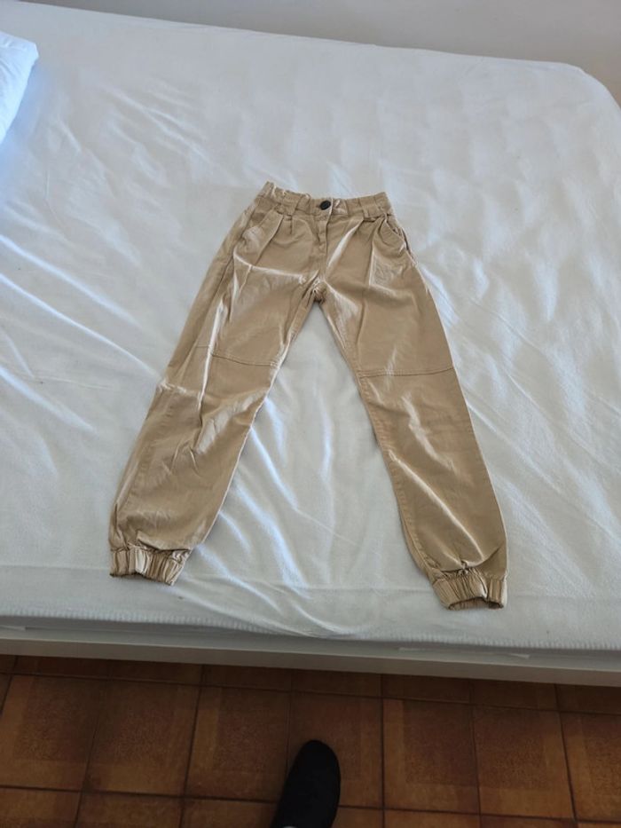 Pantalon Bershka en taille 34