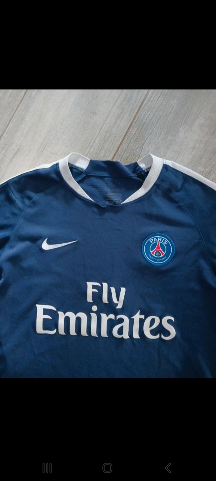 Tenue de foot - photo numéro 3