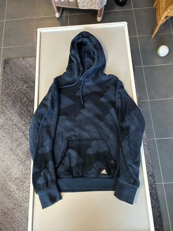 Pull adidas taille M