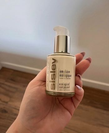 Sisley paris émultion écologique formule avancé jour et nuit neuf