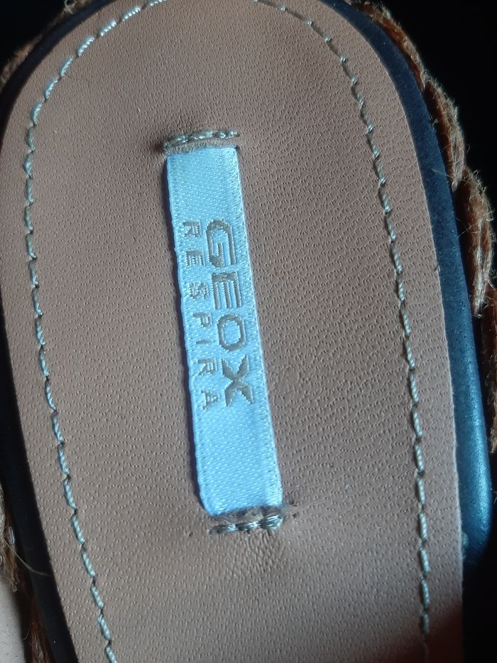 Sandales  compenssees en cuir - photo numéro 5