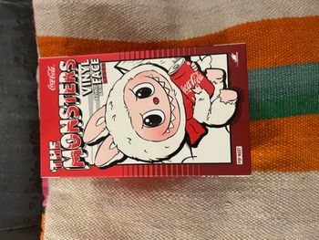 Pop Mart Labubu The Monsters Coca Cola scellée Main propre Paris possible