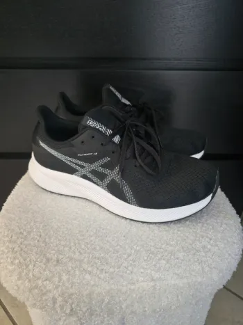 chaussure de running homme Patriot 13 Asics