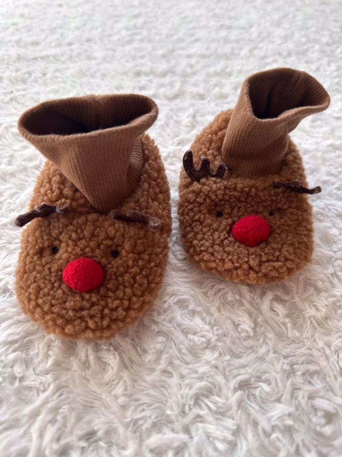 Lot de deux paires de chaussons 6 mois - photo numéro 4