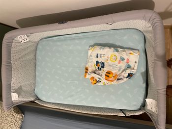 cododo chicco + matelas + literie et alese