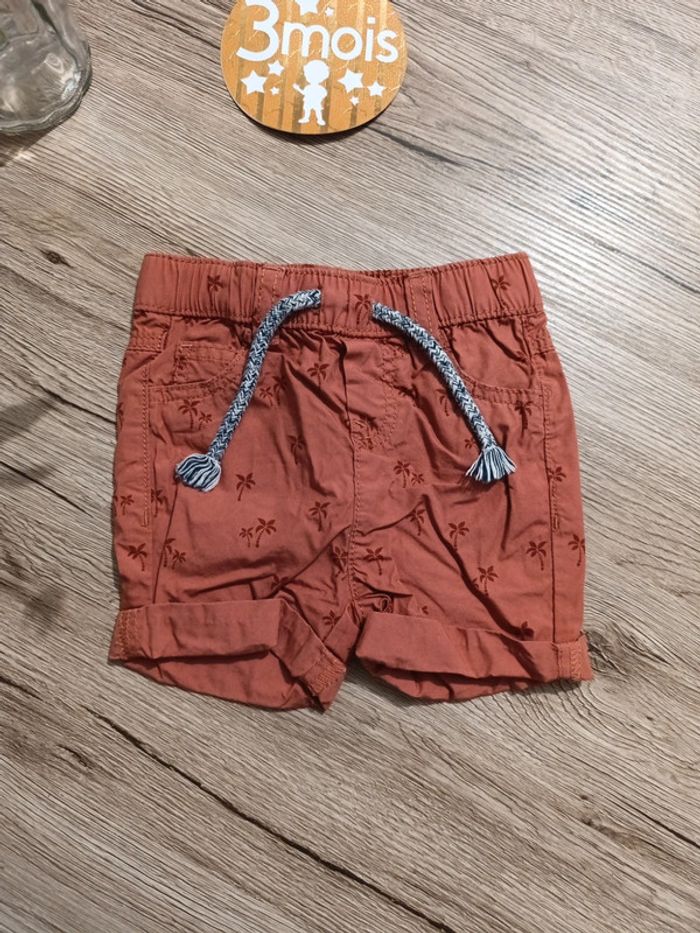 Short neuf in extenso 3 mois - photo numéro 2