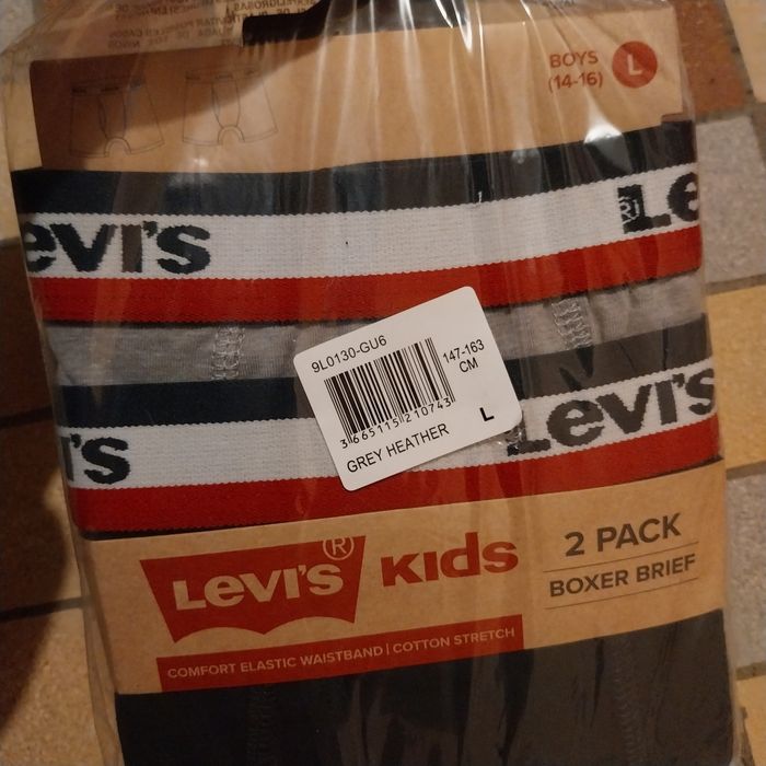Lot de 2 caleçons levis neuf 14 16